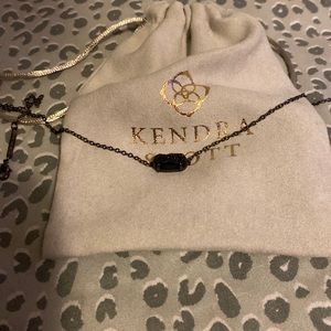 Kendra Scott necklace